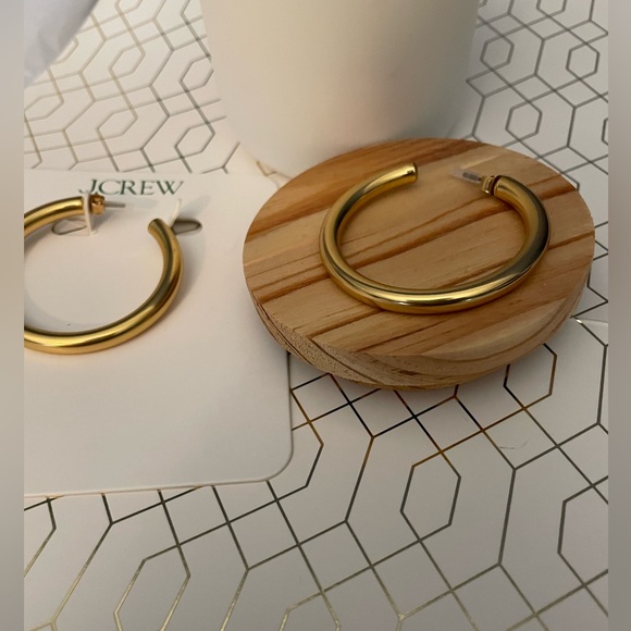 JCREW Hoop Earrings NWT OS Burnished Gold - Picture 7 of 9
